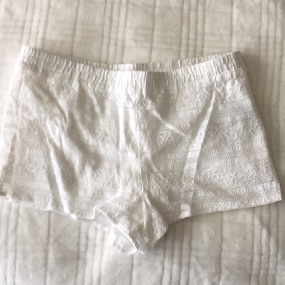 White lace shorts